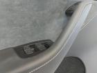 Tesla Model Y Tüververkleidung Innenverkleidung vorn links Alcantara Kunstleder