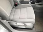 VW Golf 5 Vorn 1K Sitz vorn rechts Beifahrersitz Stoff hellgrau ohne Heizung VW Golf 5 Vorn 1K Sitz vorn rechts Beifahrersitz Stoff hellgrau ohne Heizung