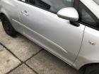 Opel Corsa D Tür vorn rechts Beifahrertür im Rohbau 2AU Starsilber 3 türer Opel Corsa D Tür vorn rechts Beifahrertür im Rohbau 2AU Starsilber 3 türer