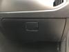 Kia Sportage SL Handschuhfach Handschuhkasten rechts Schalttafelkasten Kia Sportage SL Handschuhfach Handschuhkasten rechts Schalttafelkasten
