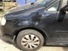 VW Touran 1T 1T1 Kotflügel vorn links Fahrerseite LC9X Deep Black Rostblasen